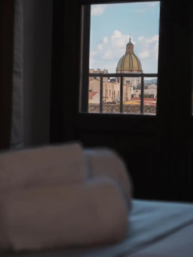 Dhome B&B Palermo Bed & Breakfast
